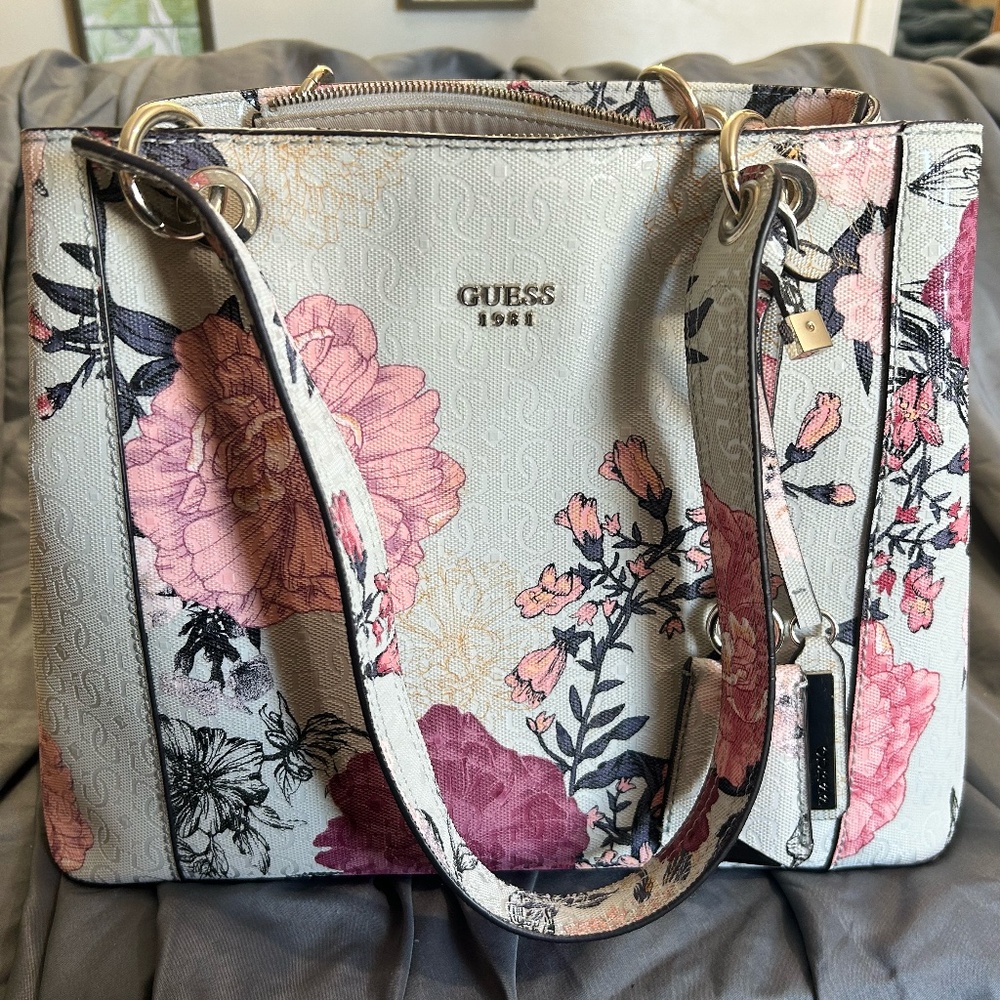 Guess Floral Handbag